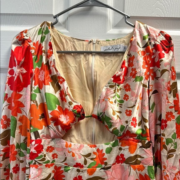 Petal + Pup Tanaya Puff Sleeve Skater Skirt Mini Dress - Picture 4 of 8